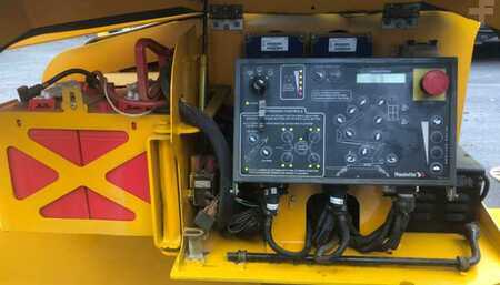 Telescopic boom lift 2012  Bil-Jax 45xa (8)