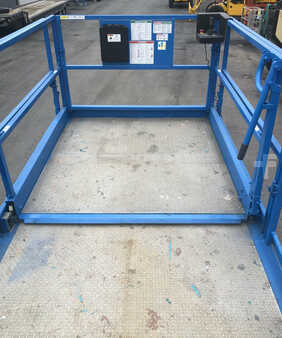 Scissor lift 2016  Genie gs5390rt (10)
