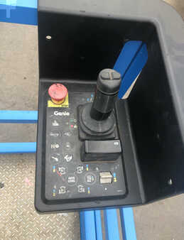 Scissor lift 2016  Genie gs5390rt (14)