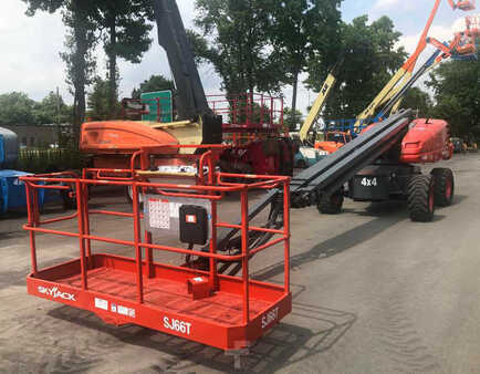 Telescopic boom lift 2014  Skyjack sj66t (1)