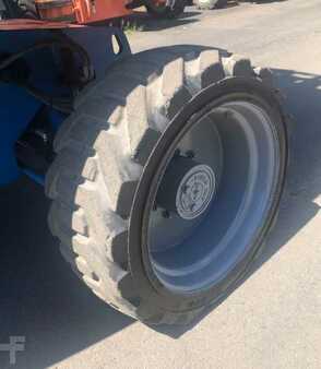 Telescopic boom lift 2015  Genie s60x (11)