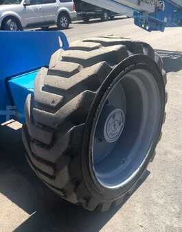 Telescopic boom lift 2015  Genie s60x (14)
