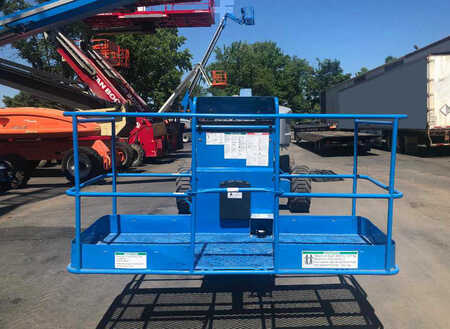 Telescopic boom lift 2015  Genie s60x (2)