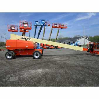 Telescopic boom lift 2011  JLG 800s (1)