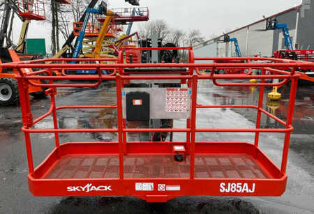 Telescopic boom lift 2019  Skyjack sj85aj (4)
