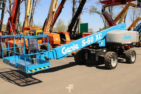 Telescopic boom lift 2019  Genie s60xc (11)