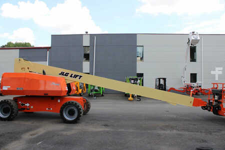 Telescopic boom lift 2014  JLG 800s (2)