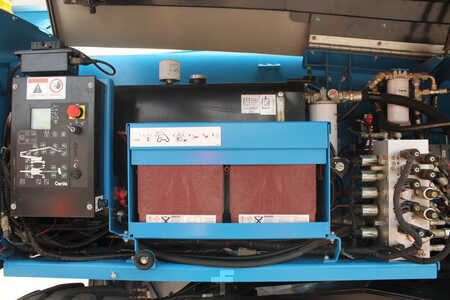 Telescopic boom lift 2022  Genie zx135-70 (15)