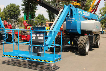 Telescopic boom lift 2022  Genie zx135-70 (3)