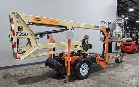 Articulating boom lift 2014 JLG T350 (11)