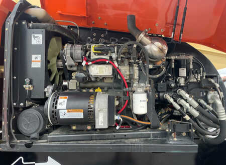 Telescopic boom lift 2015  JLG 800s (9)