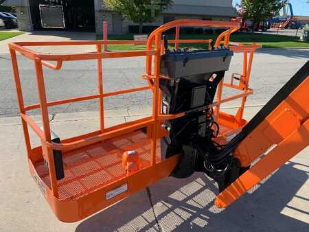 Articulating boom lift 2012 JLG 860SJ (11)