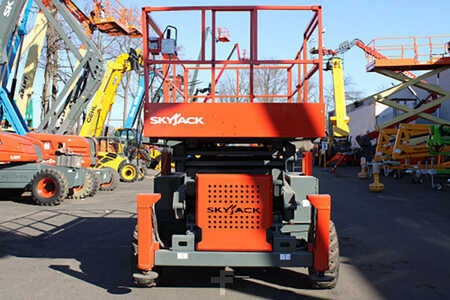 Scissor lift 2018  Skyjack sj8841rt (8)