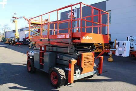 Scissor lift 2018  Skyjack sj8841rt (9)