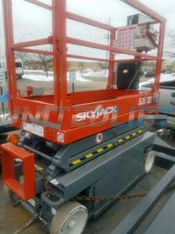 Articulating boom lift 2012 Skyjack SJIII 3215 (10)