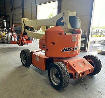 Telescopic boom lift 2015  JLG e450ajp (3)
