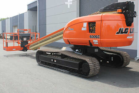 Plataforma Telescópica 2018  JLG 600sc (2)