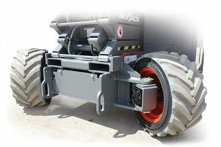 Scissor lift 2025  Skyjack sj6832rt (5)