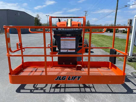 Telescopic boom lift 2014  JLG 400s (4)