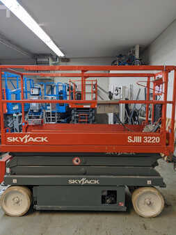 Plataforma Articulada 2011 Skyjack SJIII3220 (10)