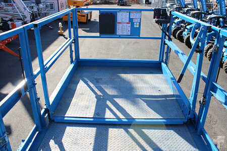 Scissor lift 2018  Genie gs4390rt (9)