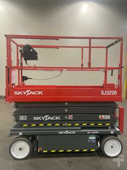 Articulating boom lift 2022 Skyjack SJIII3226 (1)