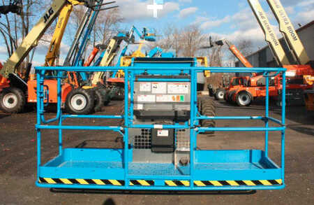 Telescopic boom lift 2019  Genie s60xc (7)