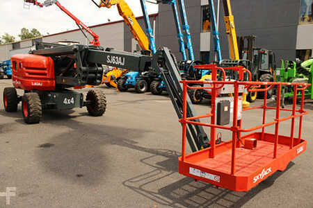 Telescopic boom lift 2014  Skyjack sj63aj (4)