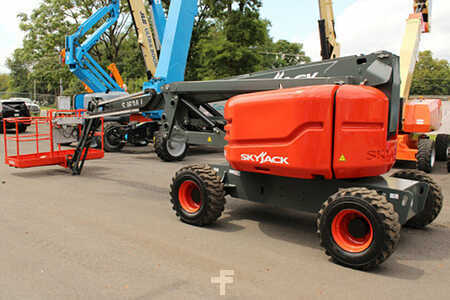 Telescopic boom lift 2014  Skyjack sj63aj (7)