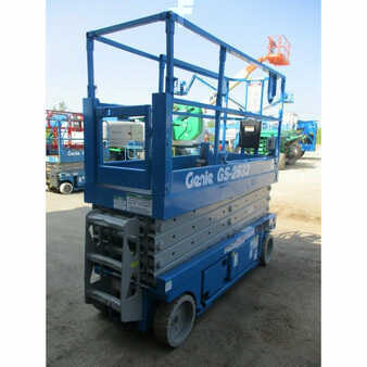 Scissor lift 2002  Genie sj3226 (4)