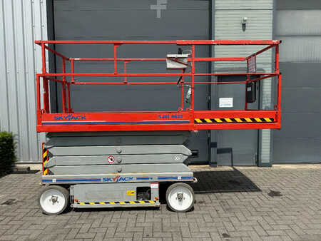 Piattaforme aeree a pantografo 2011  Skyjack SJ4632 (13)