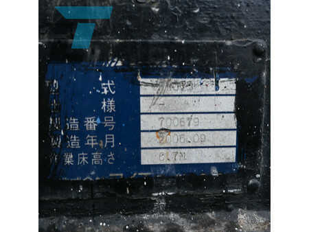 Scissors Lifts 2006  Aichi RX07B Elektrische schaarhoogwerker rups (13)