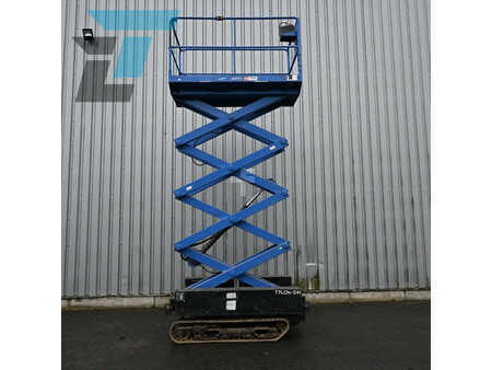 Scissors Lifts 2006  Aichi RX07B Elektrische schaarhoogwerker rups (4)