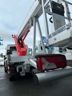 Plošina na nákladním automobilu 2023 Multitel-Pagliero MJE250 (5)