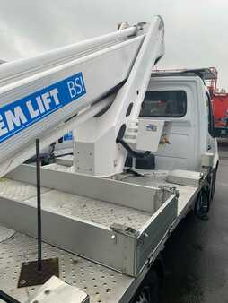 Plataforma sobre camión 2019 Multitel-Pagliero MTE 270 (4)