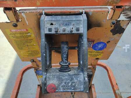 Piattaforme aeree a pantografo 2006  JLG 2030ES (16)