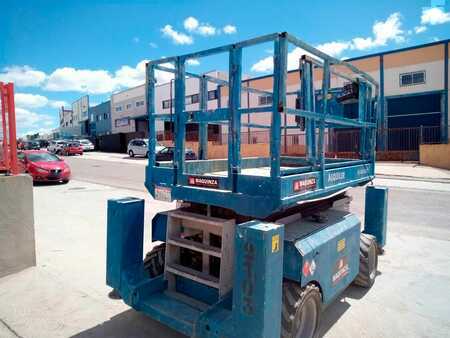 Scissor lift 2007 Genie GS3268RT (4)