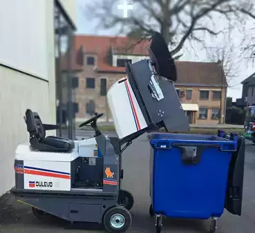 Aufsitz-Kehrsaugmaschine 2017  Dulevo 90 EH eleite (10)