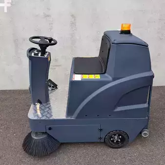 Ride-on feje/sugemaskiner 2026  DR KMR 2100 E (4)