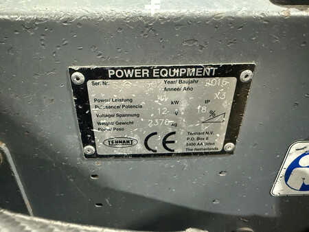 Sopmaskiner 2016  TENNANT S30 LPG opzit veegmachine 1500uur hooglosser (10)