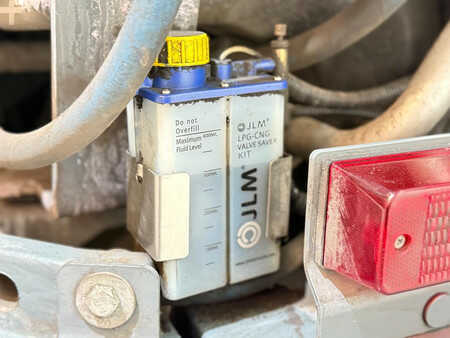 Sopmaskiner 2016  TENNANT S30 LPG opzit veegmachine 1500uur hooglosser (6)