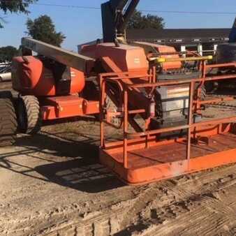 Plataforma Articulada 2012  JLG 600AJ (1)