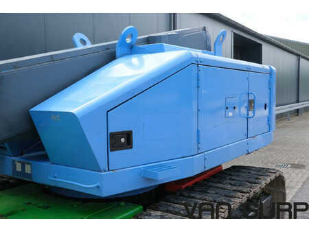 Teleskopbühne 2005  Aichi SR18A | 2005 | 8471h | 18m (23)