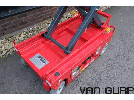 Scissors Lifts 2023  MAGNI ES0607DC  (5.60m) (11)