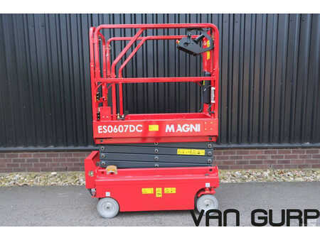 Scissors Lifts 2023  MAGNI ES0607DC  (5.60m) (12)