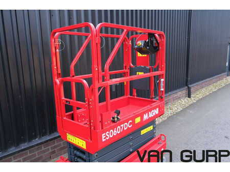 Scissors Lifts 2023  MAGNI ES0607DC  (5.60m) (16)