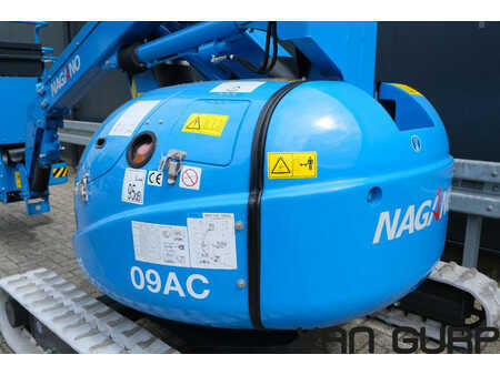 Knikarmhoogwerker 2022  Nagano 09 AC | 2022 | 9h | 2x available (10)