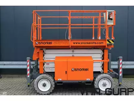 Sakse arbejds platform 2018  Snorkel S 3370 ORT (ONLY 37h) Ruw terrein schaarhoogwerker (2)