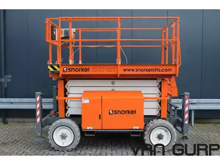 Sakse arbejds platform 2018  Snorkel S 3370 ORT (ONLY 37h) Ruw terrein schaarhoogwerker (7)