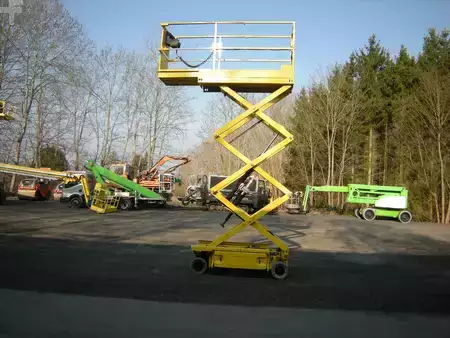 Pracovní plošina s nůžkovým zdvihem 2018  JLG 1930ES (1)
